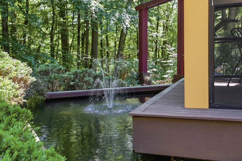 84 Slough Road Harvard, MA 01451 - Photo 5 of 42