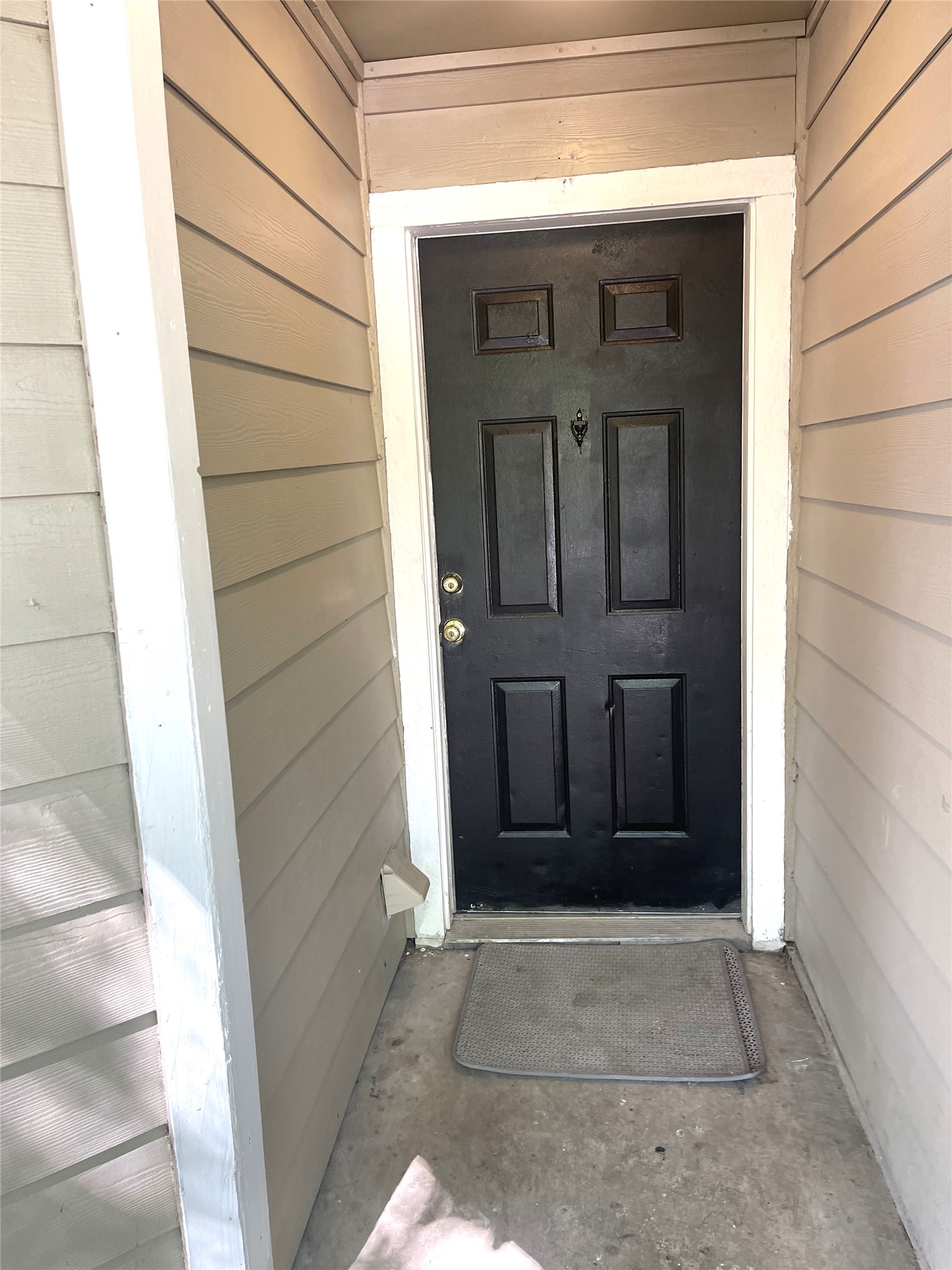 1902 West Loop, Unit A1 Austin, TX 78758 - Photo 2 of 22 a view of front door