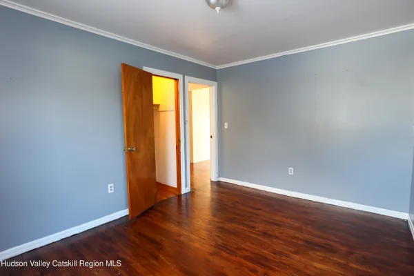 $1,950 | 156 Lampman Avenue, Unit 1, Port Ewen, NY 12466