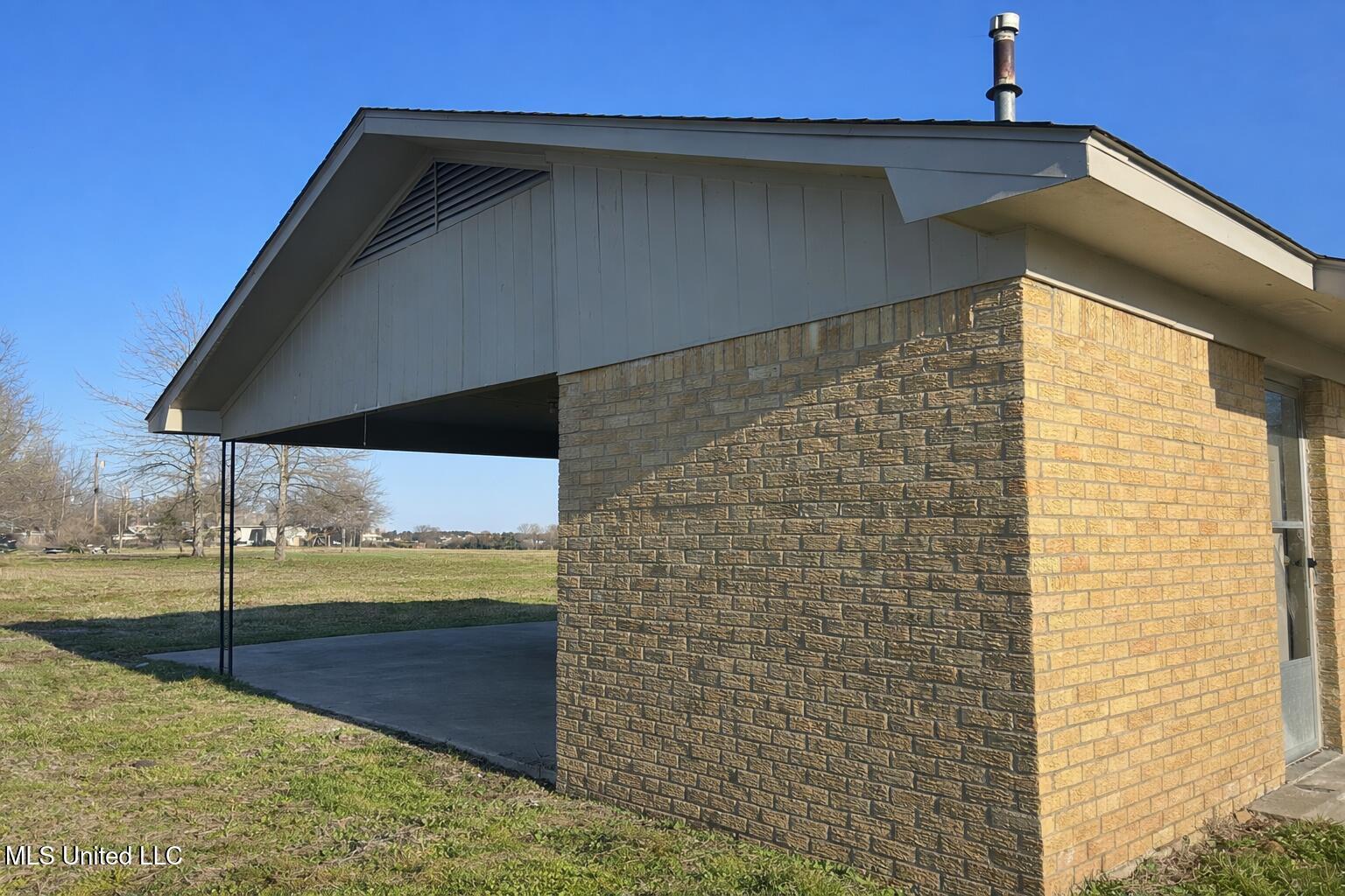 404 Mitchell Street Itta Bena, MS 38941 - Photo 2 of 4 68C8A06D-FA21-42EF-9151-8936C327C25F