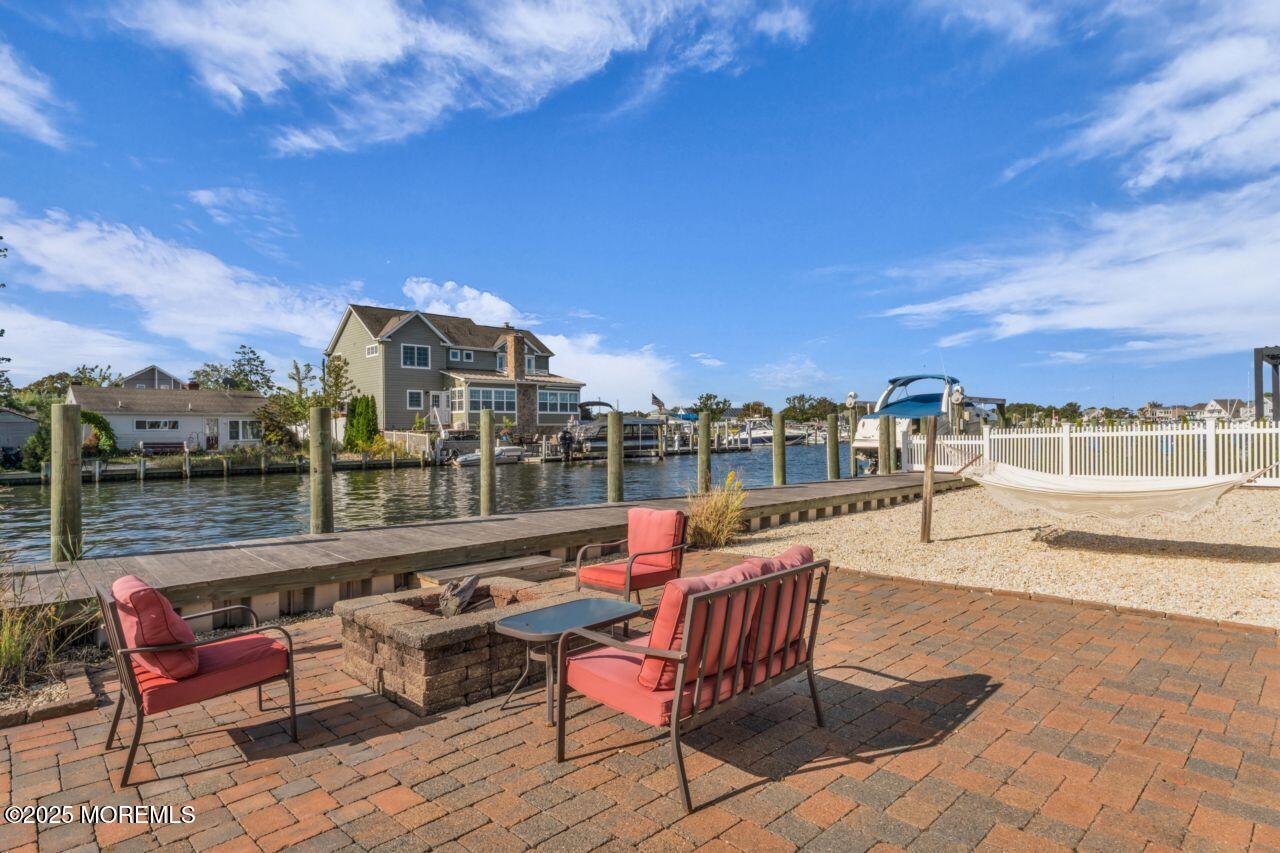 a outdoor view with a sitting space