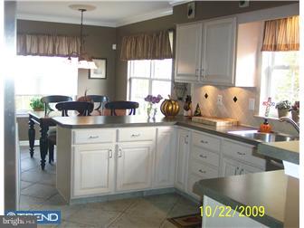 17 Rockingham Drive Marlton, NJ 08053 - Photo 4 of 12 Gallery Image 4