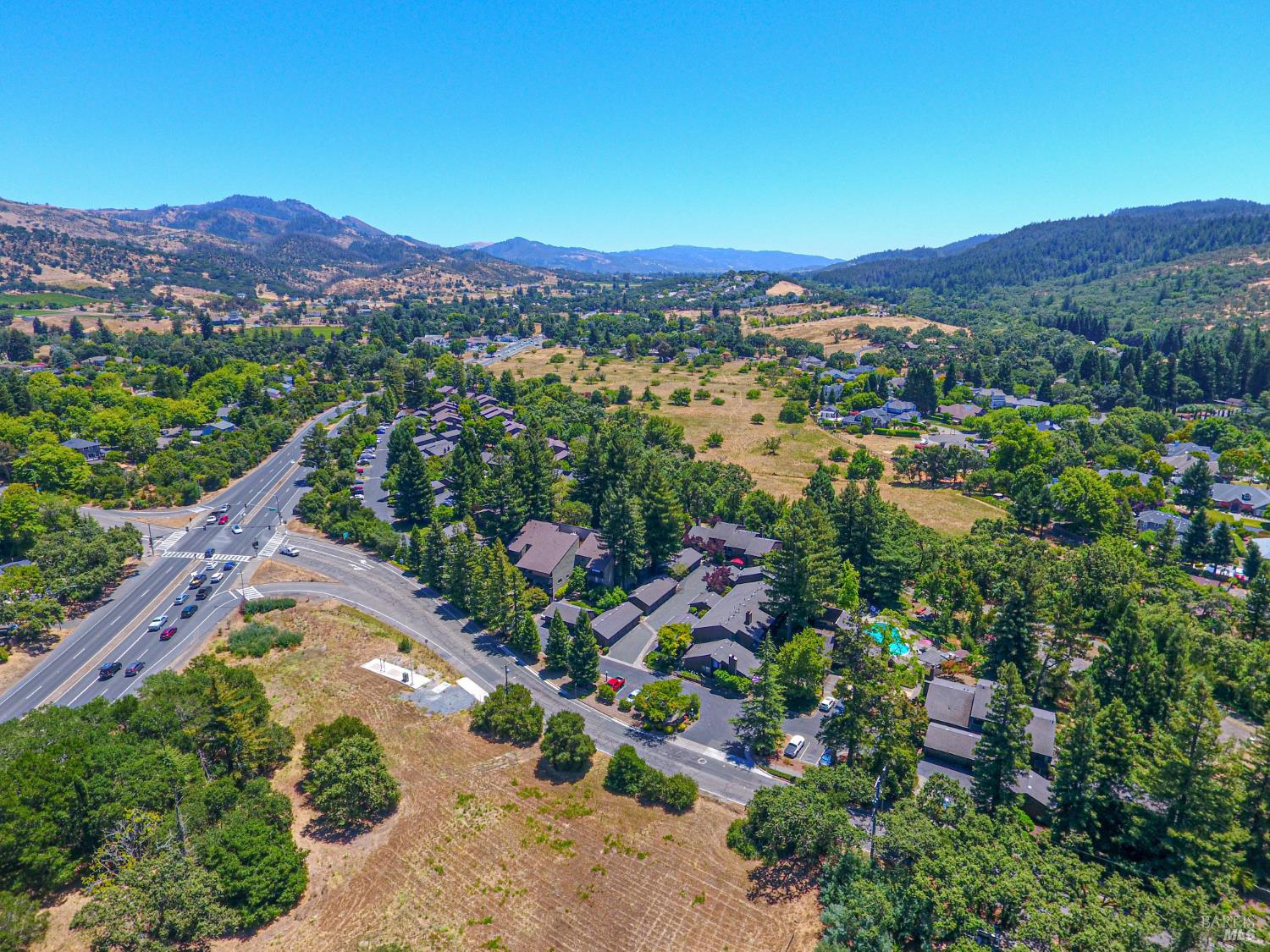 218 Los Alamos Road Santa Rosa, CA 95409 - Photo 44 of 48