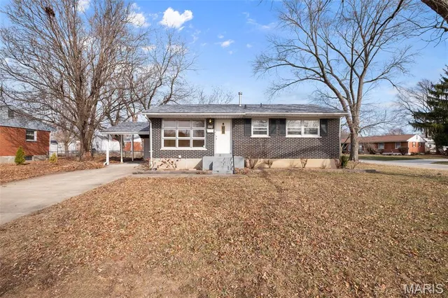 $154,900 | 500 South St Jacques Street, Florissant, MO 63031