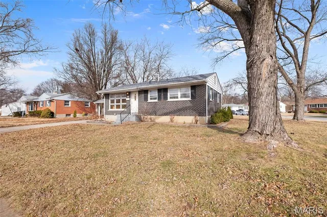 $154,900 | 500 South St Jacques Street, Florissant, MO 63031