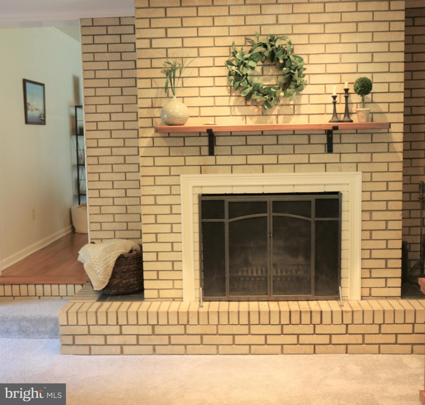 1509 Riverside Drive Salisbury, MD 21801 - Photo 12 of 34 Family room with fireplace