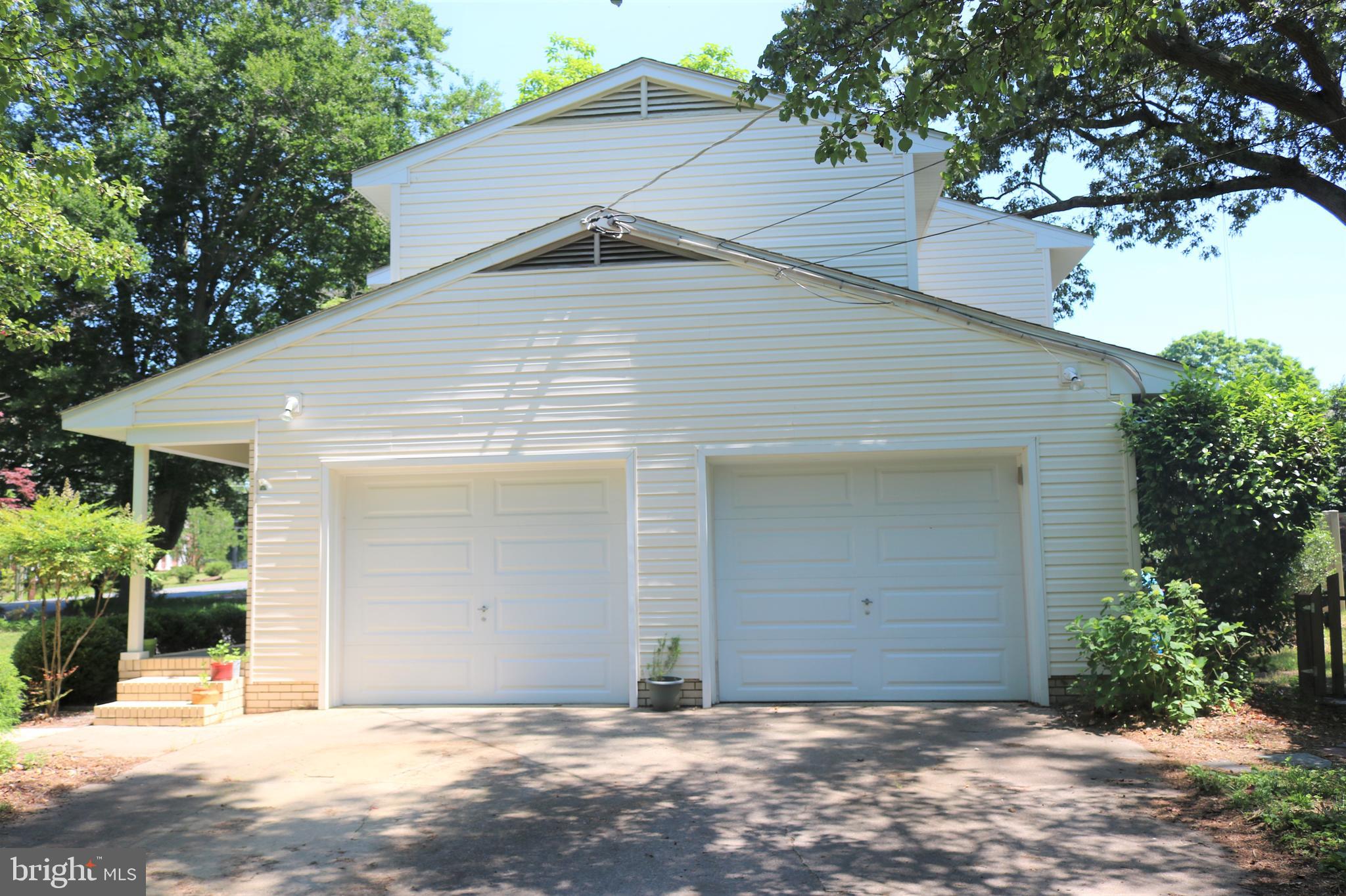 1509 Riverside Drive Salisbury, MD 21801 - Photo 32 of 34 2 car garage