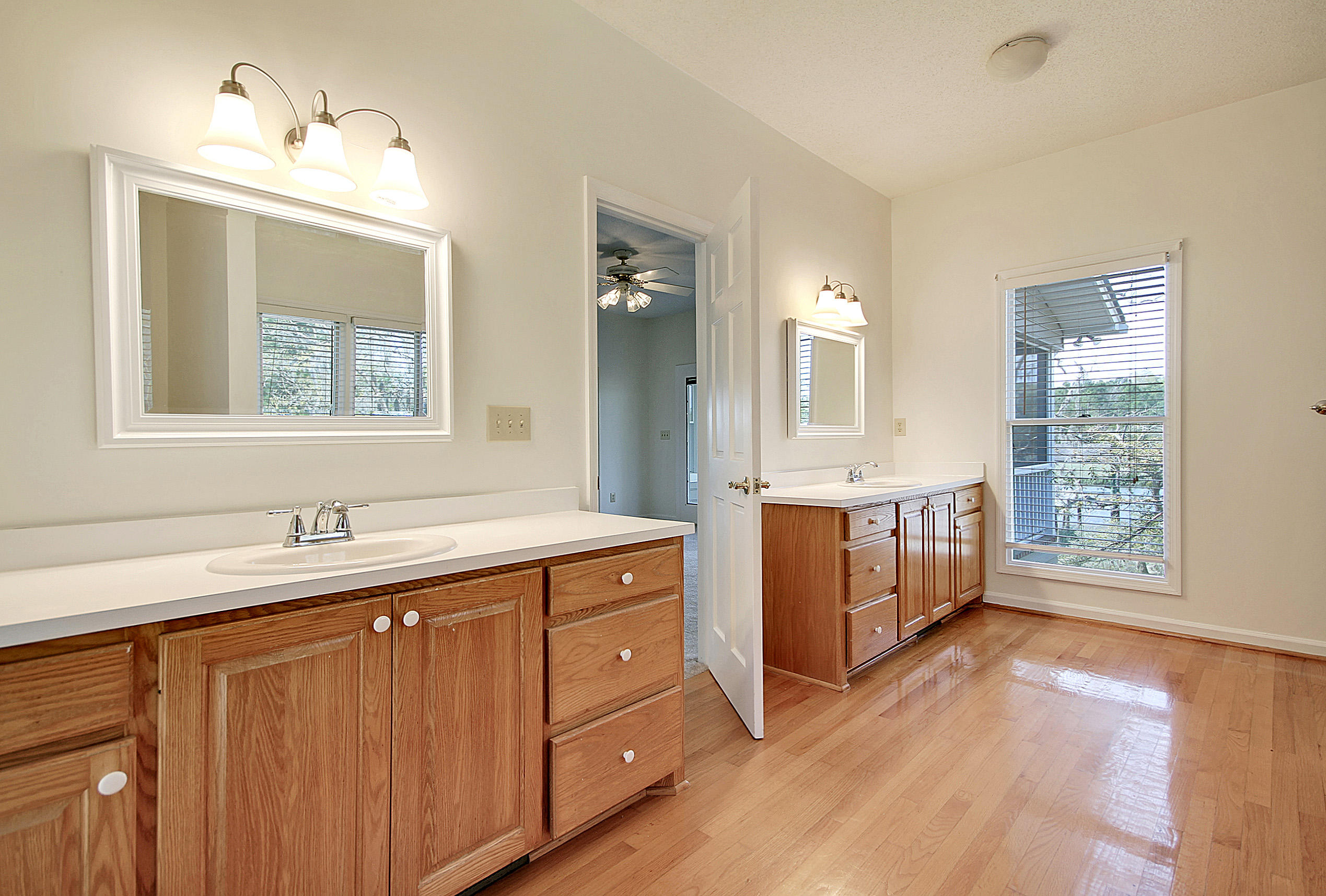 8040 White Point Road Hollywood, SC 29449 - Photo 34 of 49 Master Bathroom