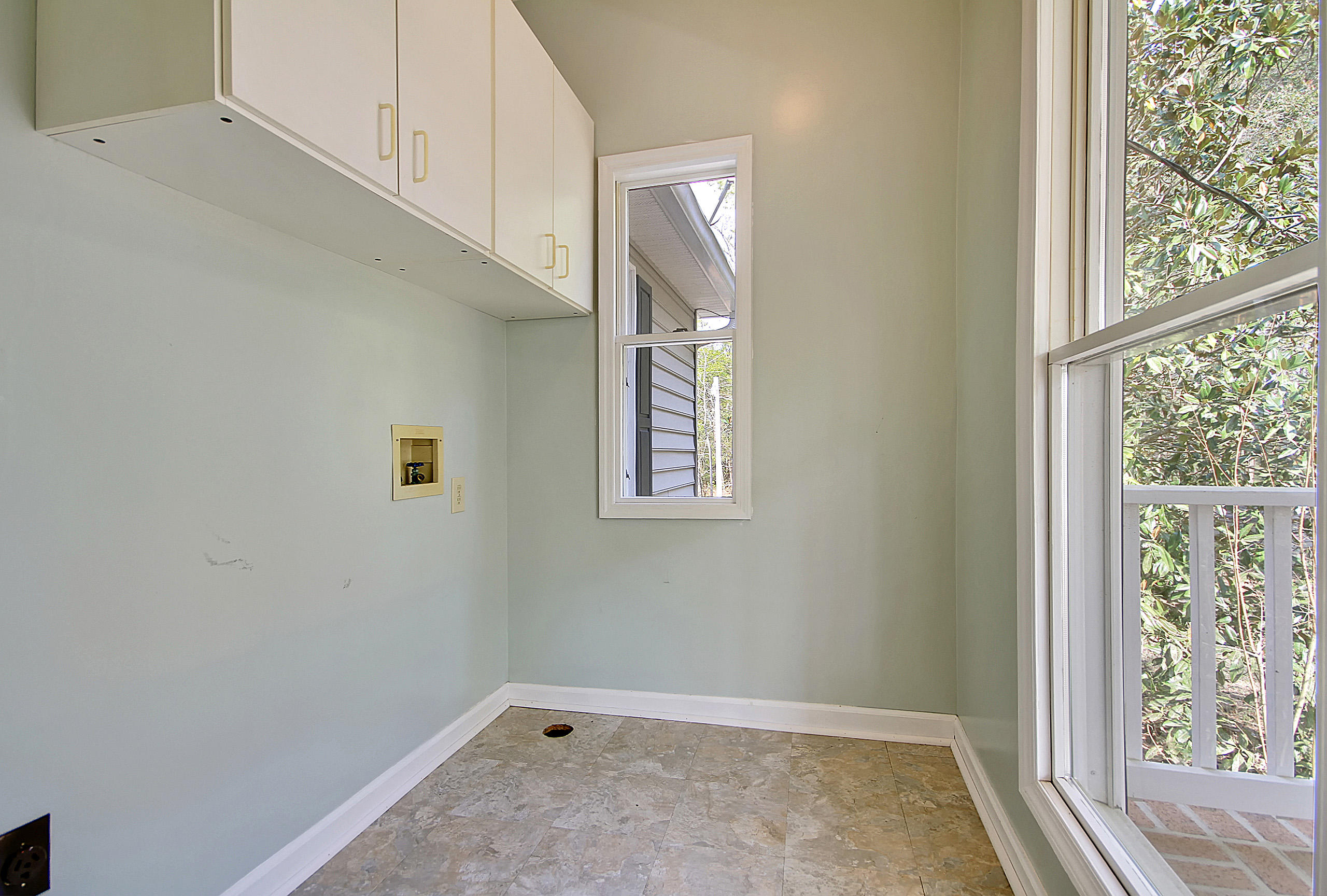 8040 White Point Road Hollywood, SC 29449 - Photo 44 of 49 Laundry Room