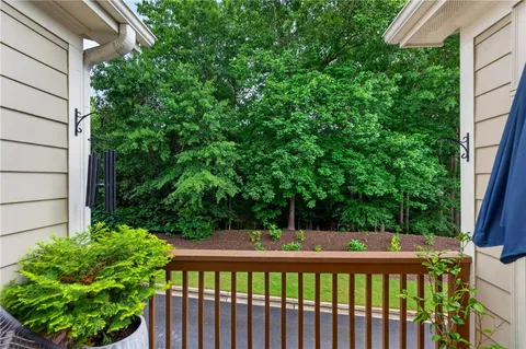 $539,000 | 7690 Willoughby Court, Alpharetta, GA 30005