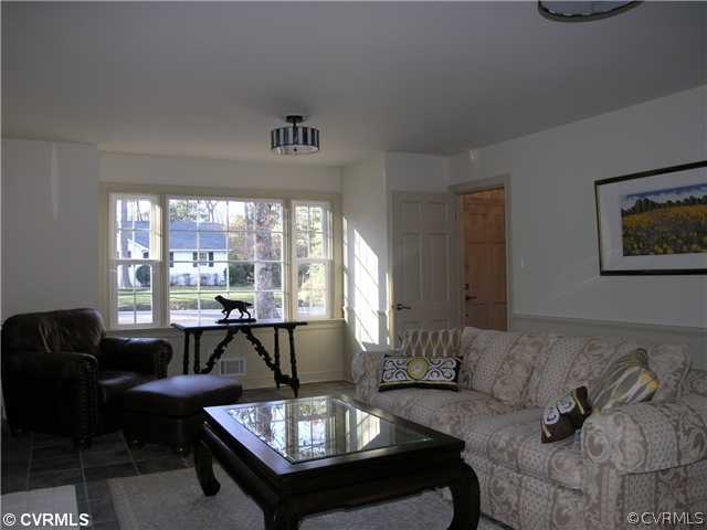 2901 Skipton Road Richmond, VA 23225 - Photo 3 of 21 Den/Family/Great Room - You will instantly feel at