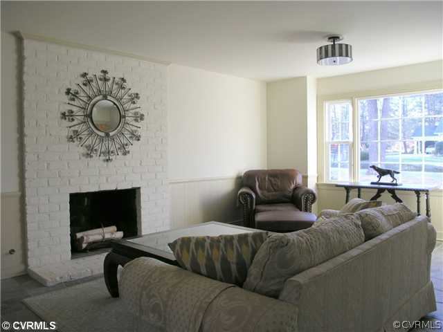 2901 Skipton Road Richmond, VA 23225 - Photo 5 of 21 Den/Family/Great Room - Large window captures the