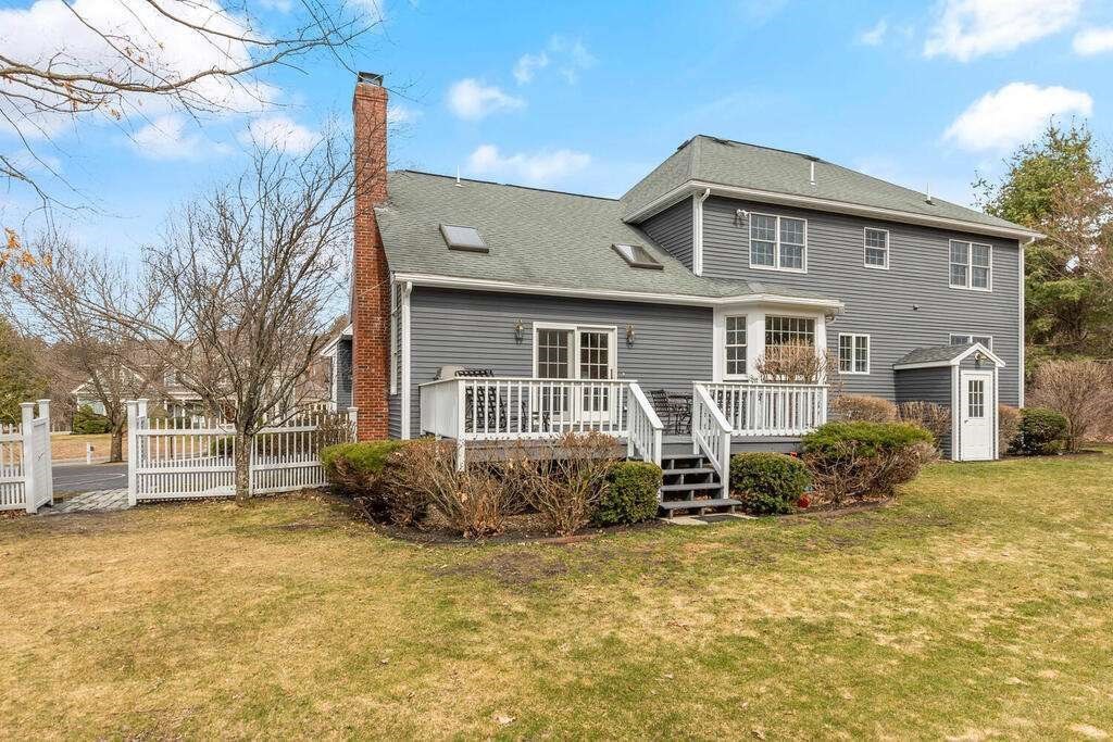 2 Ellingson Road Bedford, MA 01730 - Photo 33 of 37