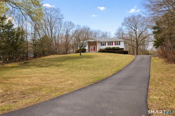 $675,000 | 34 Jockey Hollow Road, Monroe, CT 06468