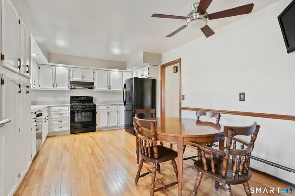 $675,000 | 34 Jockey Hollow Road, Monroe, CT 06468