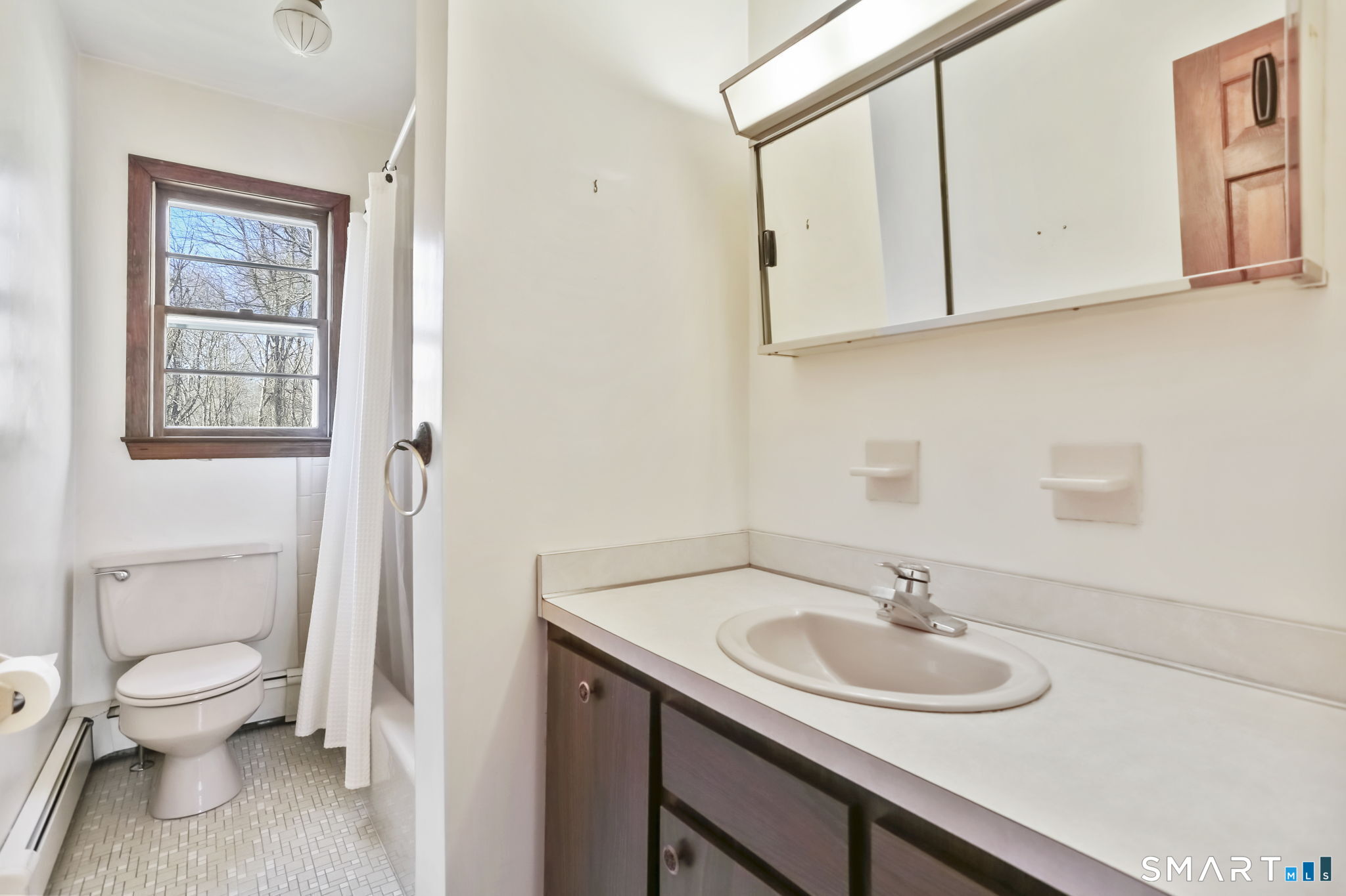 34 Jockey Hollow Road Monroe, CT 06468 - Photo 25 of 48 Hall Full Bath