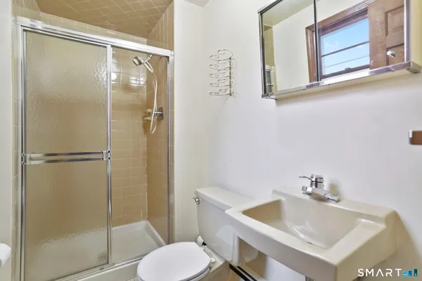 $675,000 | 34 Jockey Hollow Road, Monroe, CT 06468