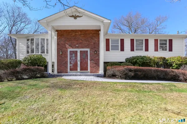 $675,000 | 34 Jockey Hollow Road, Monroe, CT 06468