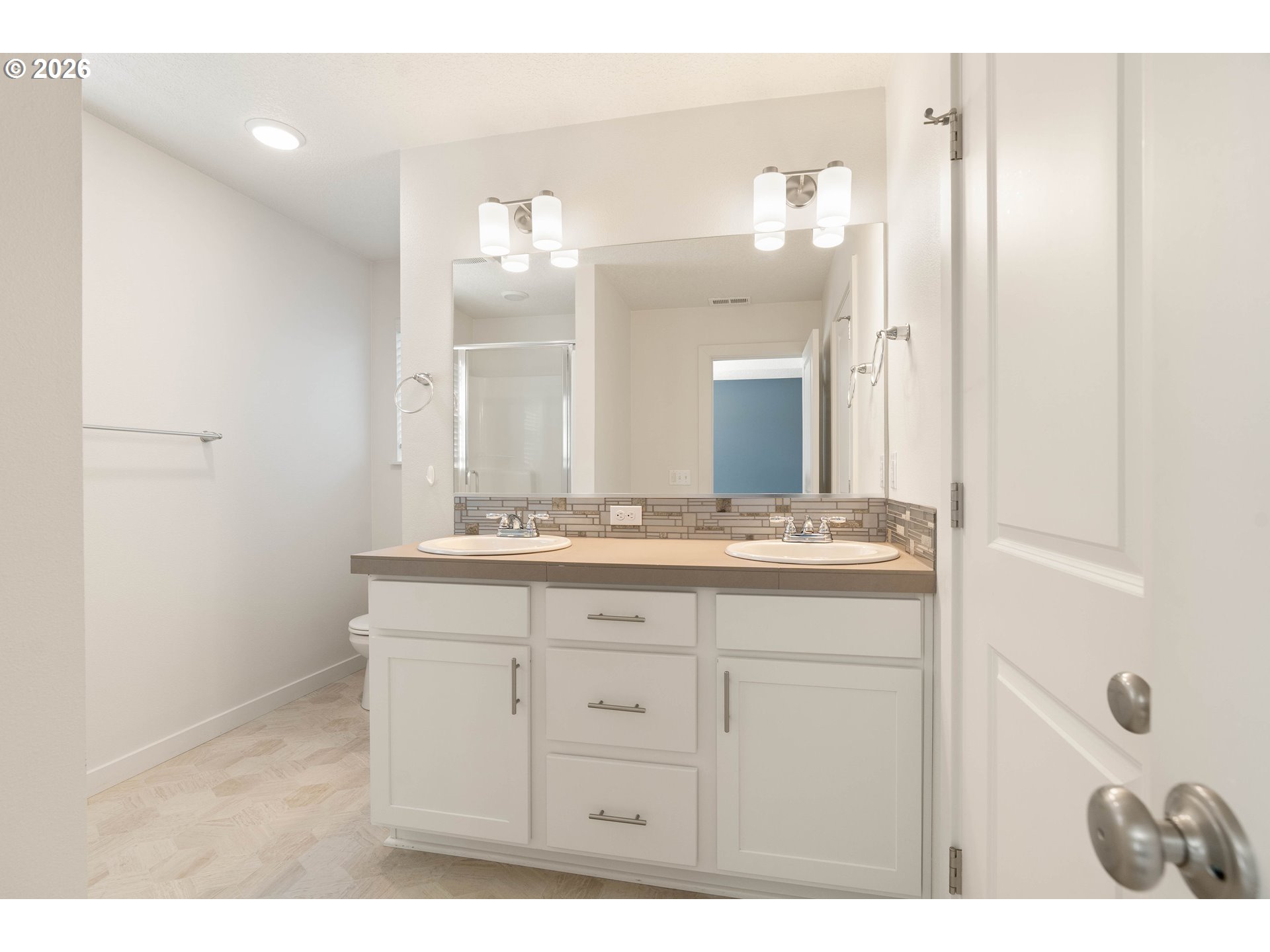 3850 Southwest Ekin Terrace Beaverton, OR 97078 - Photo 24 of 43