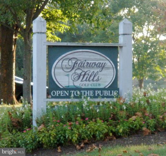 4910 Columbia Road, Unit 4 Columbia, MD 21044 - Photo 29 of 29 Community Golf Course - walking distance