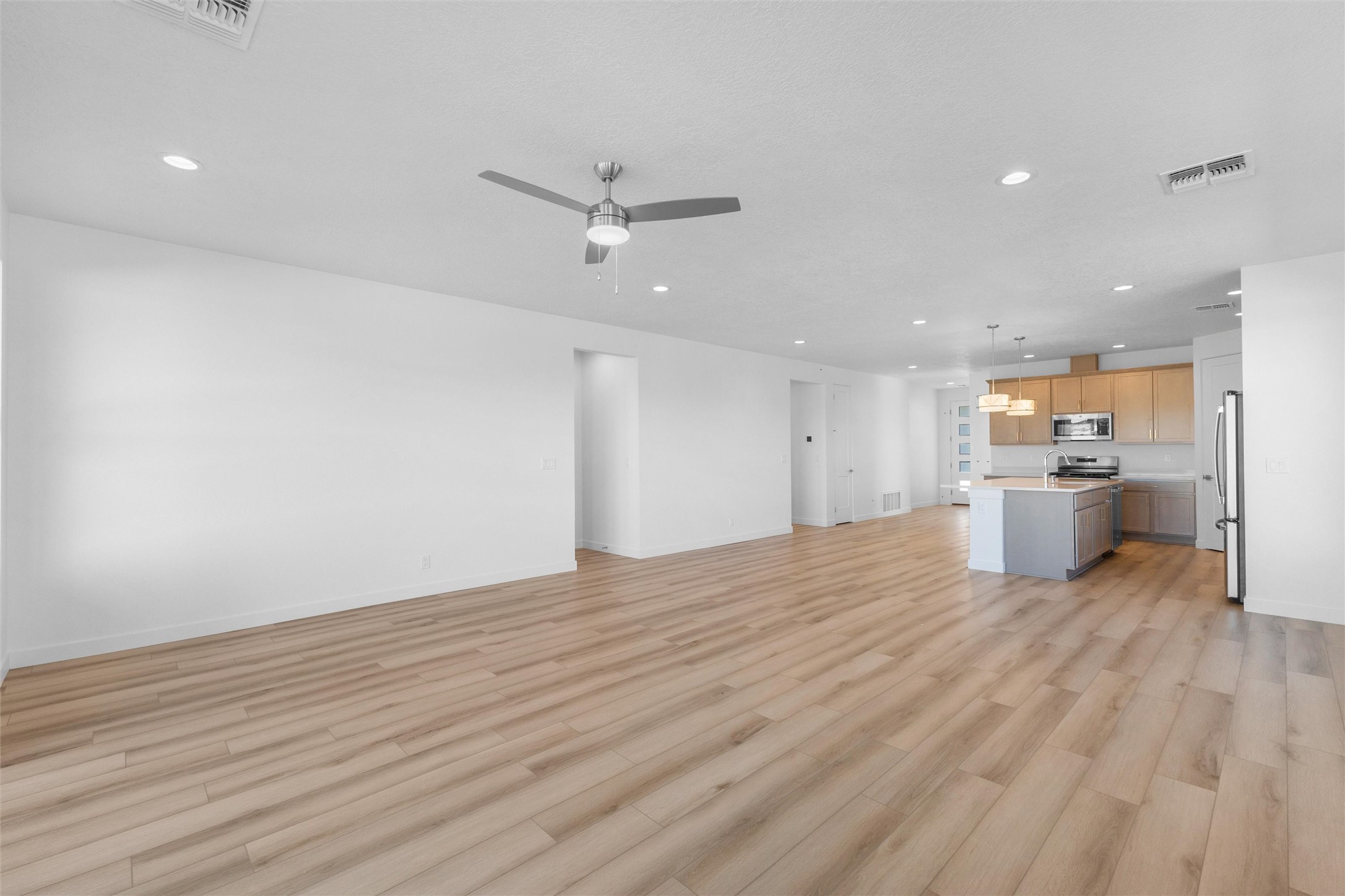 71 Cadena Loop Los Alamos, NM 87547 - Photo 5 of 27