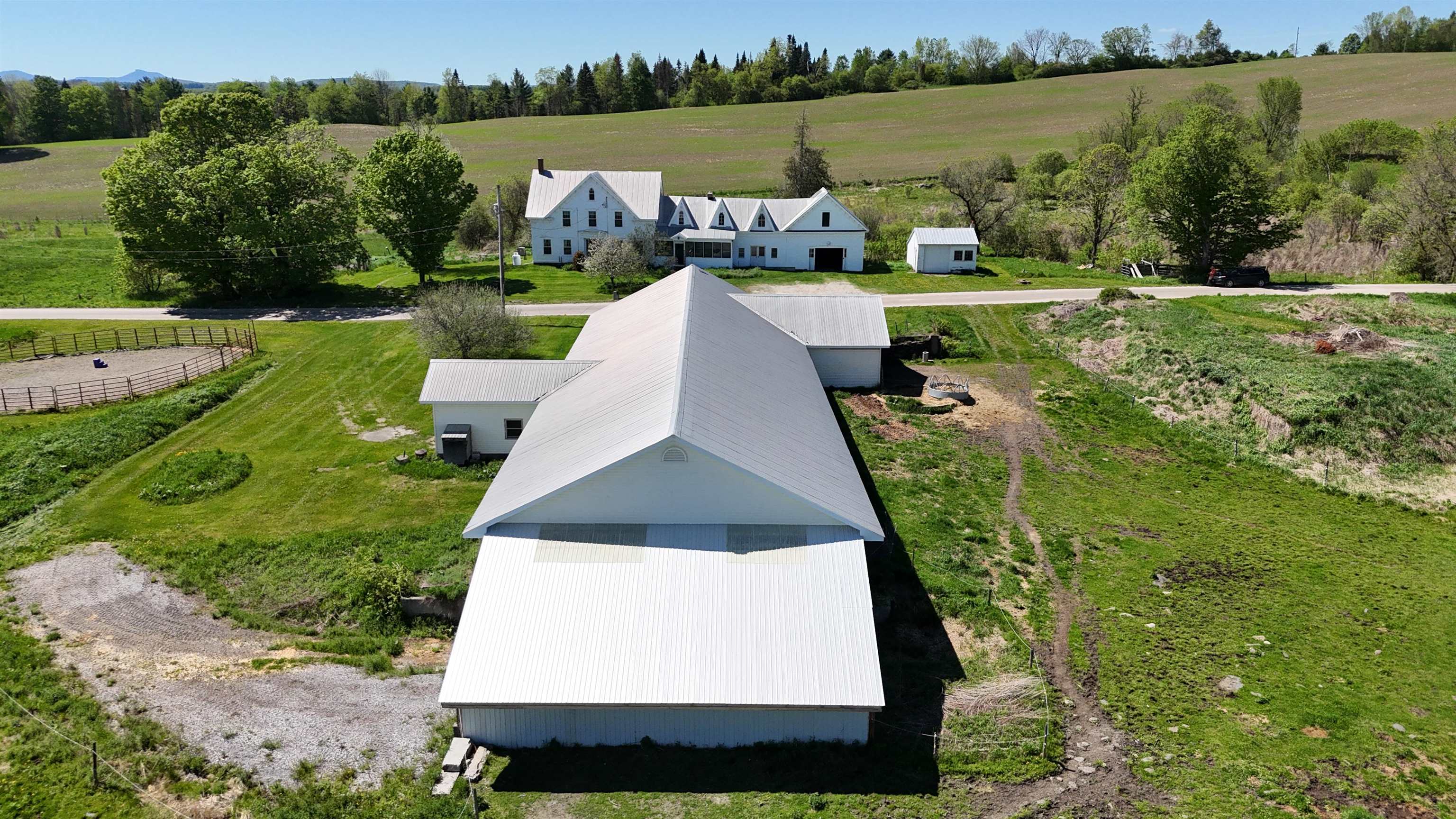 1388 Taylor Farm Road Marshfield, VT 05667 - Photo 7 of 60