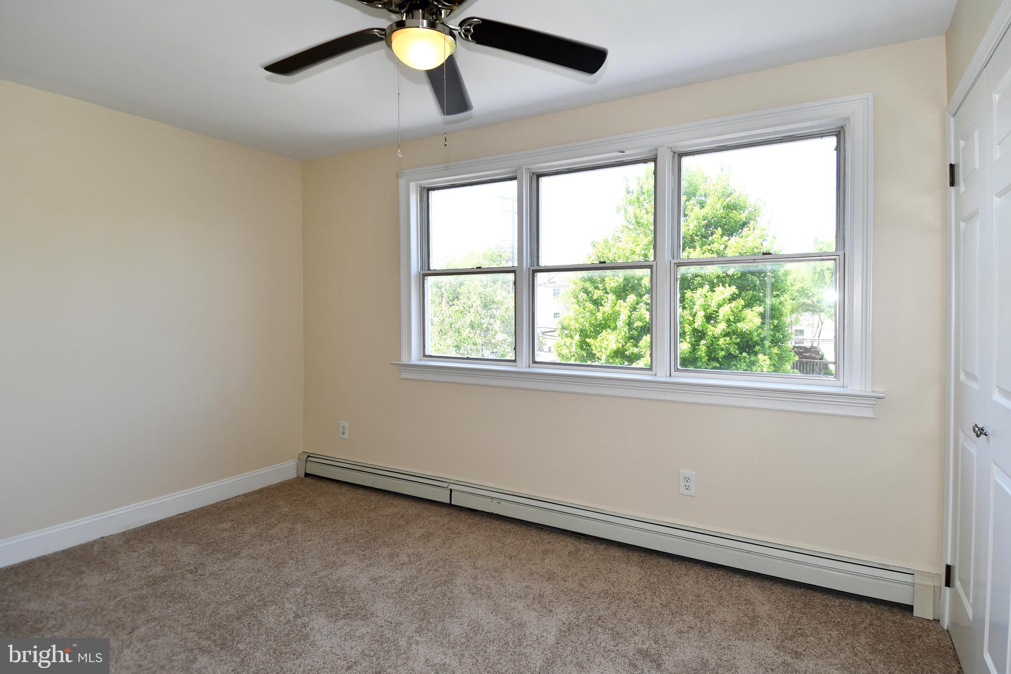 7011 Old Sandy Spring Road Laurel, MD 20707 - Photo 23 of 39 Upstairs Bedroom 2