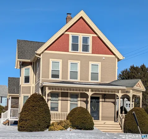 $2,300 | 345 Main Street, Wallingford, CT 06492
