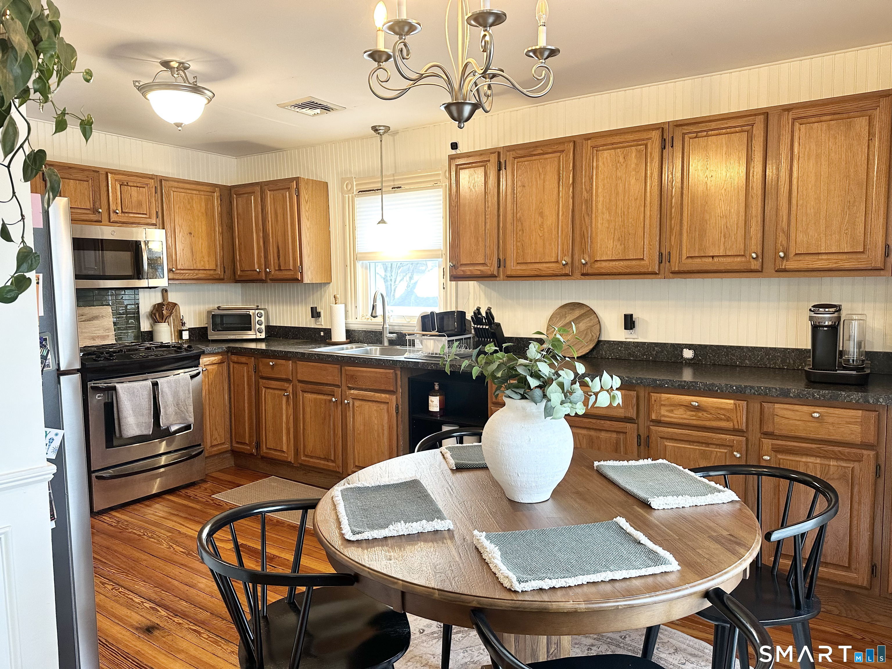 345 Main Street Wallingford, CT 06492 - Photo 4 of 19