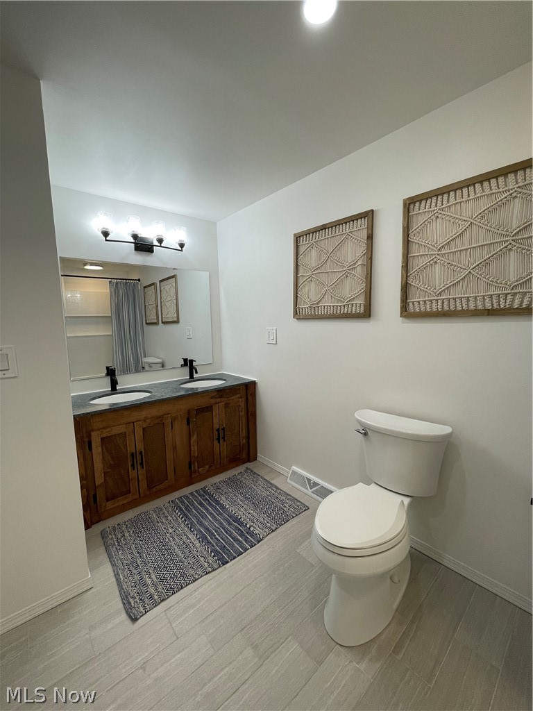 9461 Hoose Road Mentor, OH 44060 - Photo 27 of 28 Newly Remodeled Spare Bathroom