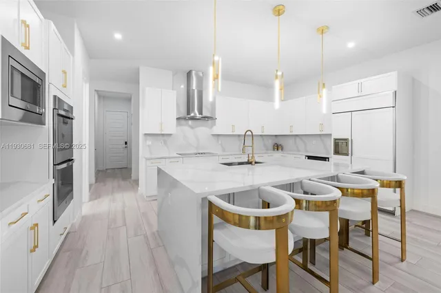 $2,189,000 | 11035 North Sierra Rnch Drive, Davie, FL 33324