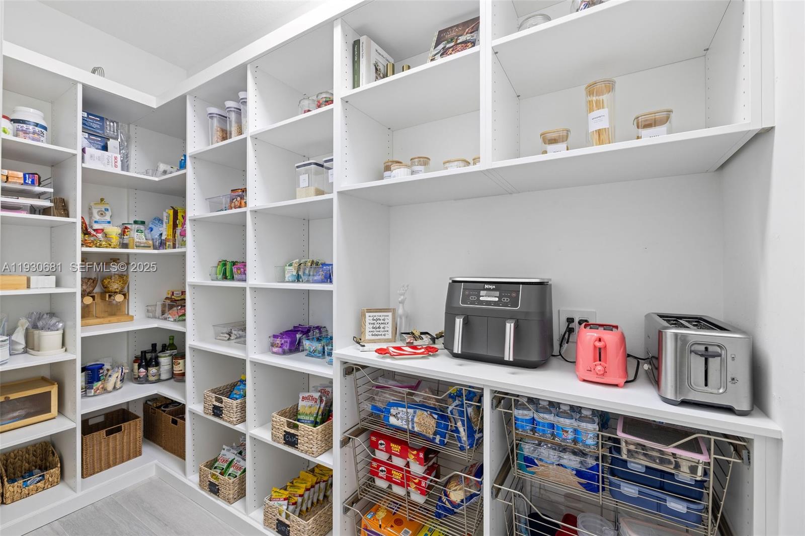 11035 North Sierra Rnch Drive Davie, FL 33324 - Photo 19 of 81