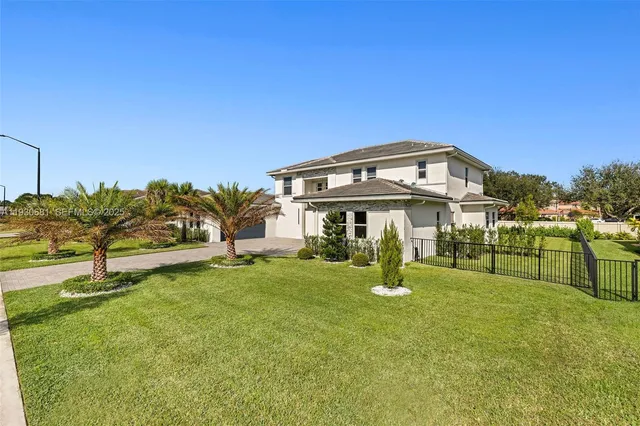 $2,189,000 | 11035 North Sierra Rnch Drive, Davie, FL 33324