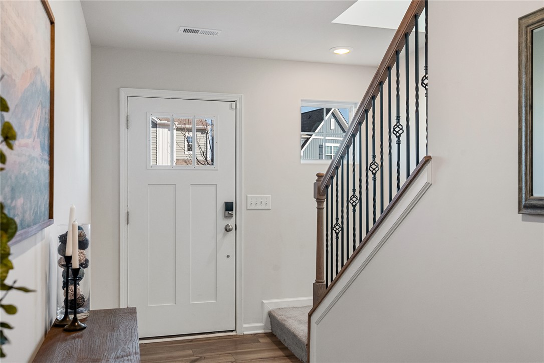 233 Anna Gray Circle Easley, SC 29640 - Photo 5 of 47