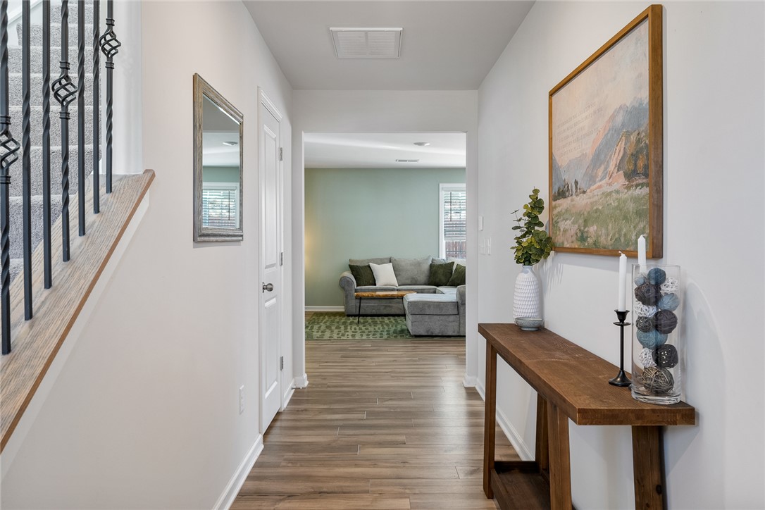 233 Anna Gray Circle Easley, SC 29640 - Photo 7 of 47