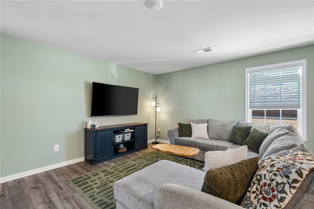 233 Anna Gray Circle Easley, SC 29640 - Photo 10 of 47