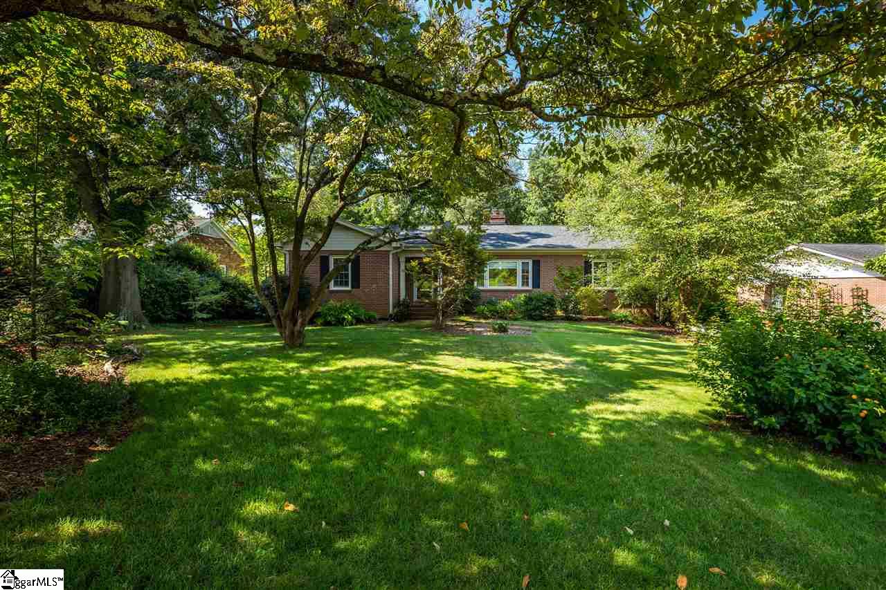 147 Lullwater Road Greenville, SC 29607 - Photo 2 of 19 Gallery Image 2