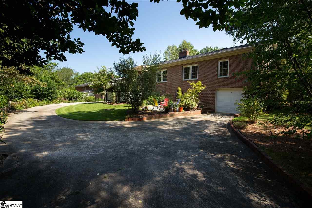 147 Lullwater Road Greenville, SC 29607 - Photo 16 of 19 Gallery Image 16