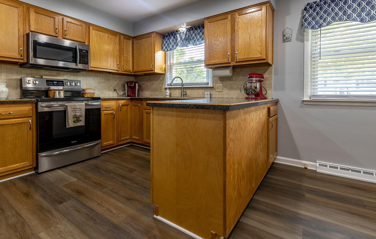 453 Spring Street Lancaster, OH 43130 - Photo 12 of 40 13