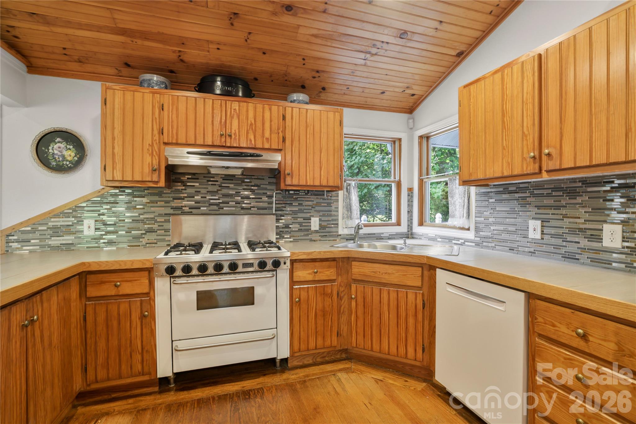 645 West Fork Creek Road Saluda, NC 28773 - Photo 15 of 48