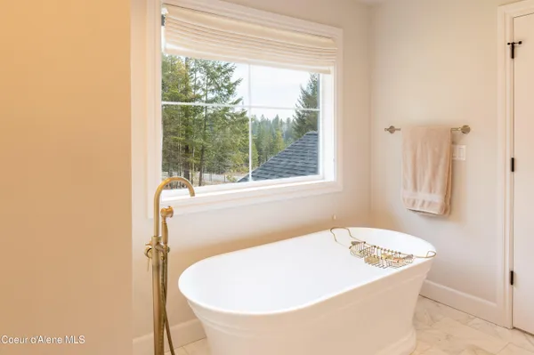 $1,479,000 | 287 Mesa Drive, Athol, ID 83801