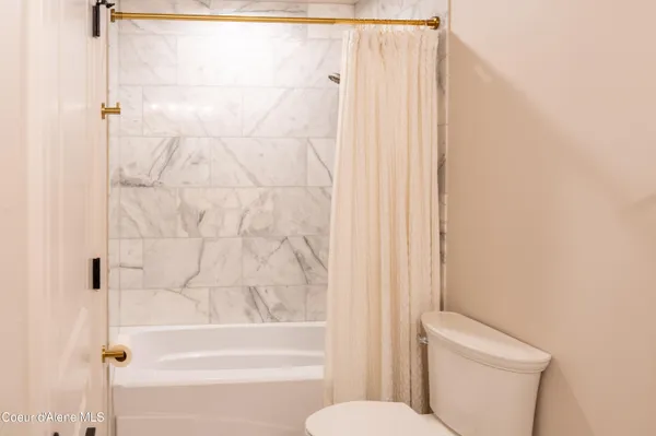 $1,479,000 | 287 Mesa Drive, Athol, ID 83801