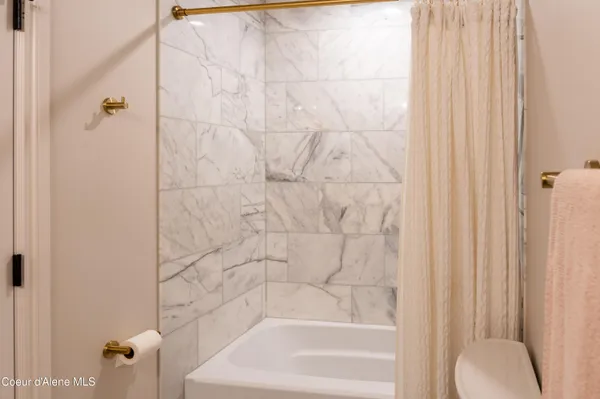 $1,479,000 | 287 Mesa Drive, Athol, ID 83801