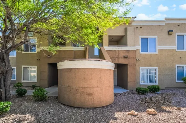 $1,275 | 8070 West Russell Road, Unit 2024, Las Vegas, NV 89113