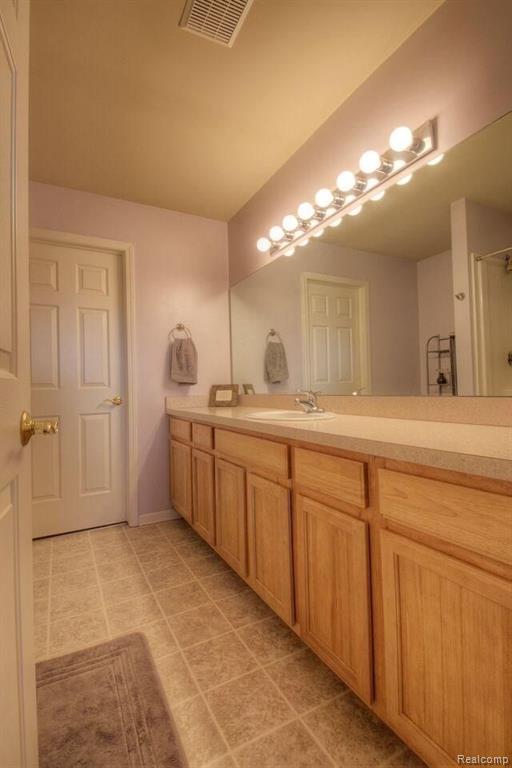 1715 Welland Street Howell, MI 48855 - Photo 15 of 20