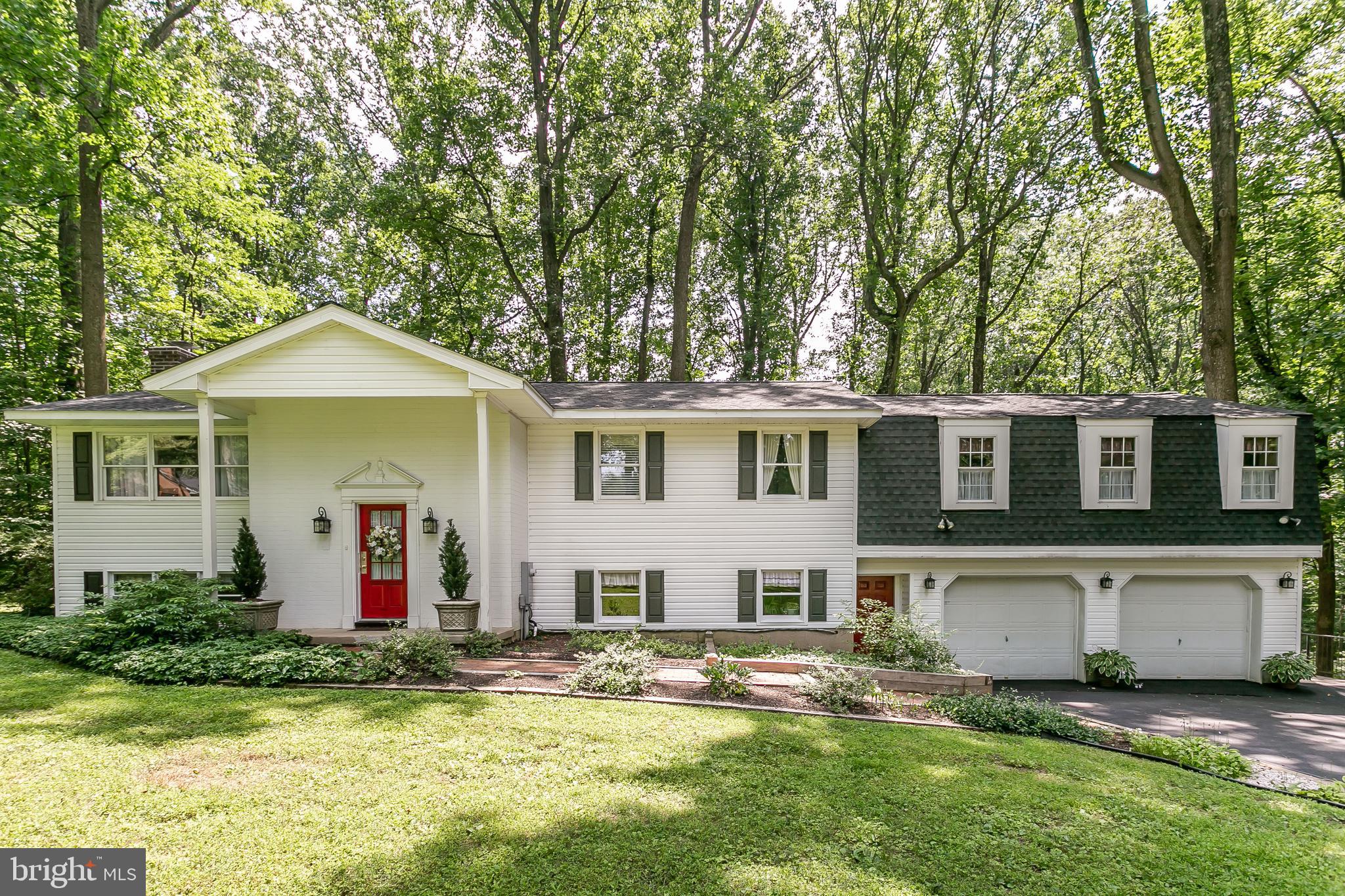 1701 Parkvue Road Fallston, MD 21047 - Photo 2 of 59 LARGE FRONT YARD AT THE END OF CUL-DE-SAC