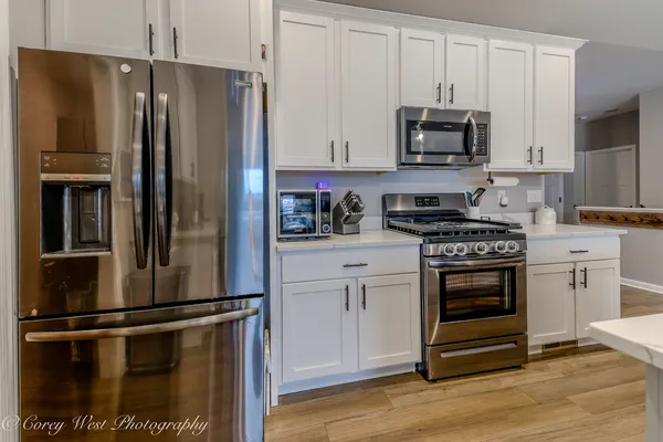 $418,000 | 1005 Joel Lane, Genoa, IL 60135