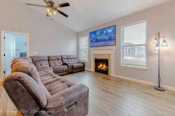 $418,000 | 1005 Joel Lane, Genoa, IL 60135