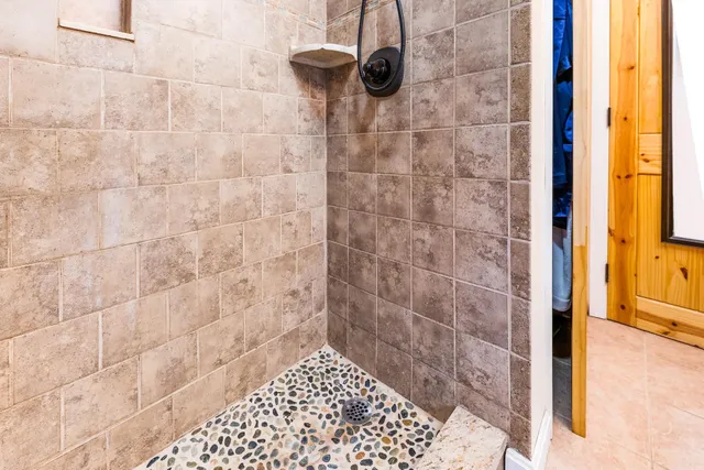 $385,000 | 118 N Road, Sunapee, NH 03782