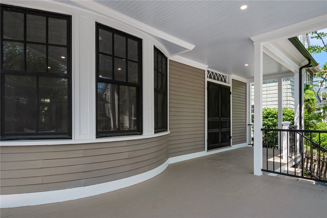 72 Taber Avenue Providence, RI 02906 - Photo 2 of 42